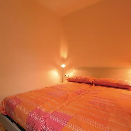 Cherie Holiday home Luino
